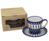 Tasse und Untertasse in - Bunzlauer Keramik