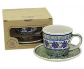 Tasse und Untertasse in - Bunzlauer Keramik